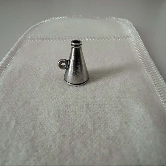 James Avery Silver Charm- Megaphone - Picture 4 of 7